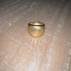 14k yellow gold ring